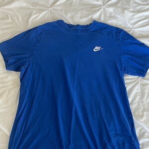 Nike T-shirt